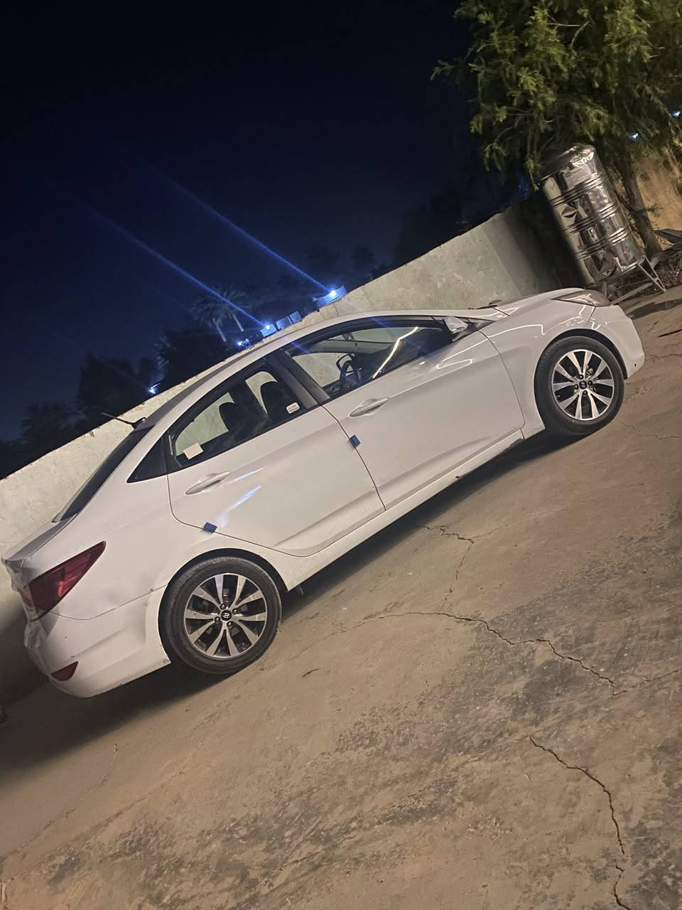 السلام عليكم
النترا ١٦٠٠موديل ٢٠١٣خليجي باسمي 
قطعتين صبغ 
السعر 105$
***********
***********

٢.اكسنت ٢٠١٧امريكي ١٦٠٠
السعر 88$

توسان ٢٠١٤كفاله عامه أمريكي 
السعر١٢٥$
