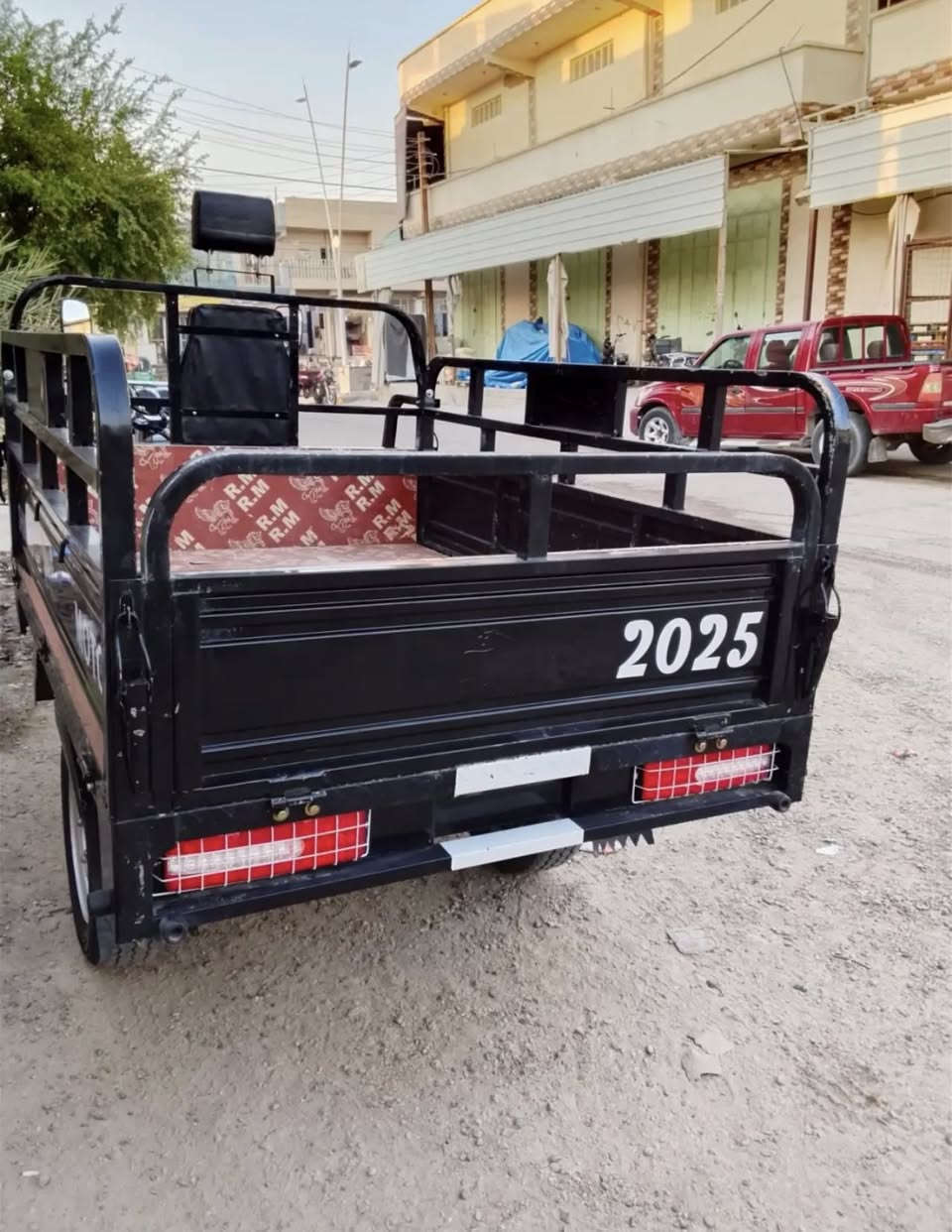 متاح 
طرطوره موديل 25مستخدمه أيام مكمركه فقط سعرها 2750بيها مجال بسيط مكان هيت تصال ع رقم غير متواجد ع فيس ***********

