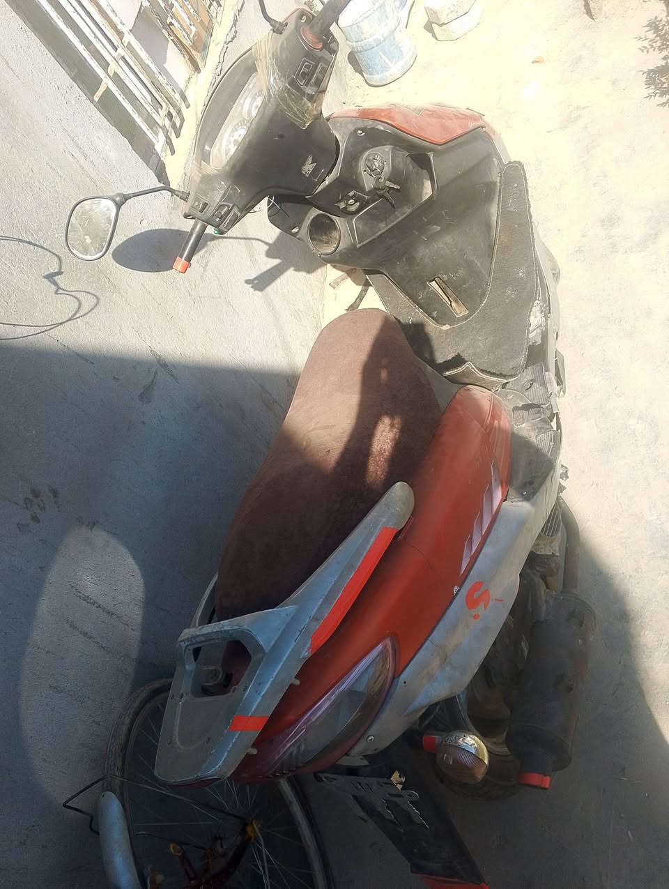 سلام عليكم موطور سايم ابو عيون 140 كلة شغال بس ماكنيت مال شحن السعر 250 او مراوس بكير حسب القناعا متواجد خاص


**إذا كنت صاحب هذا الإعلان وتريد حذفه لأي سبب، رجاءا أرسل رسالة إلى الدعم الفني**