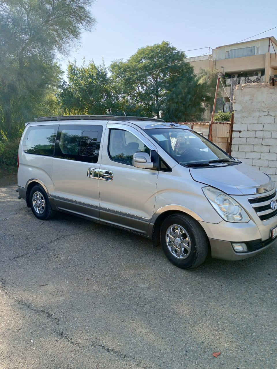 سلام عليكم سياره البيع موديل 2009
مكان بغداد  سعر 130   ***********
