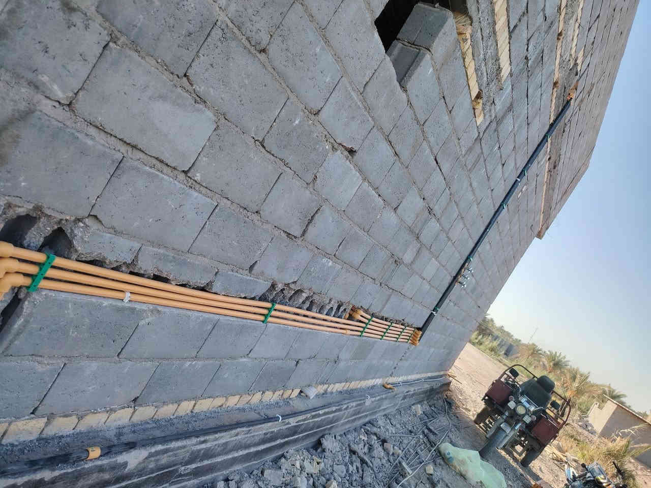 ابوكميل لتئسيس الماء المجاري والكهرباء بأسعار مناسبة وجوده في العمل في كربلاء ***********
