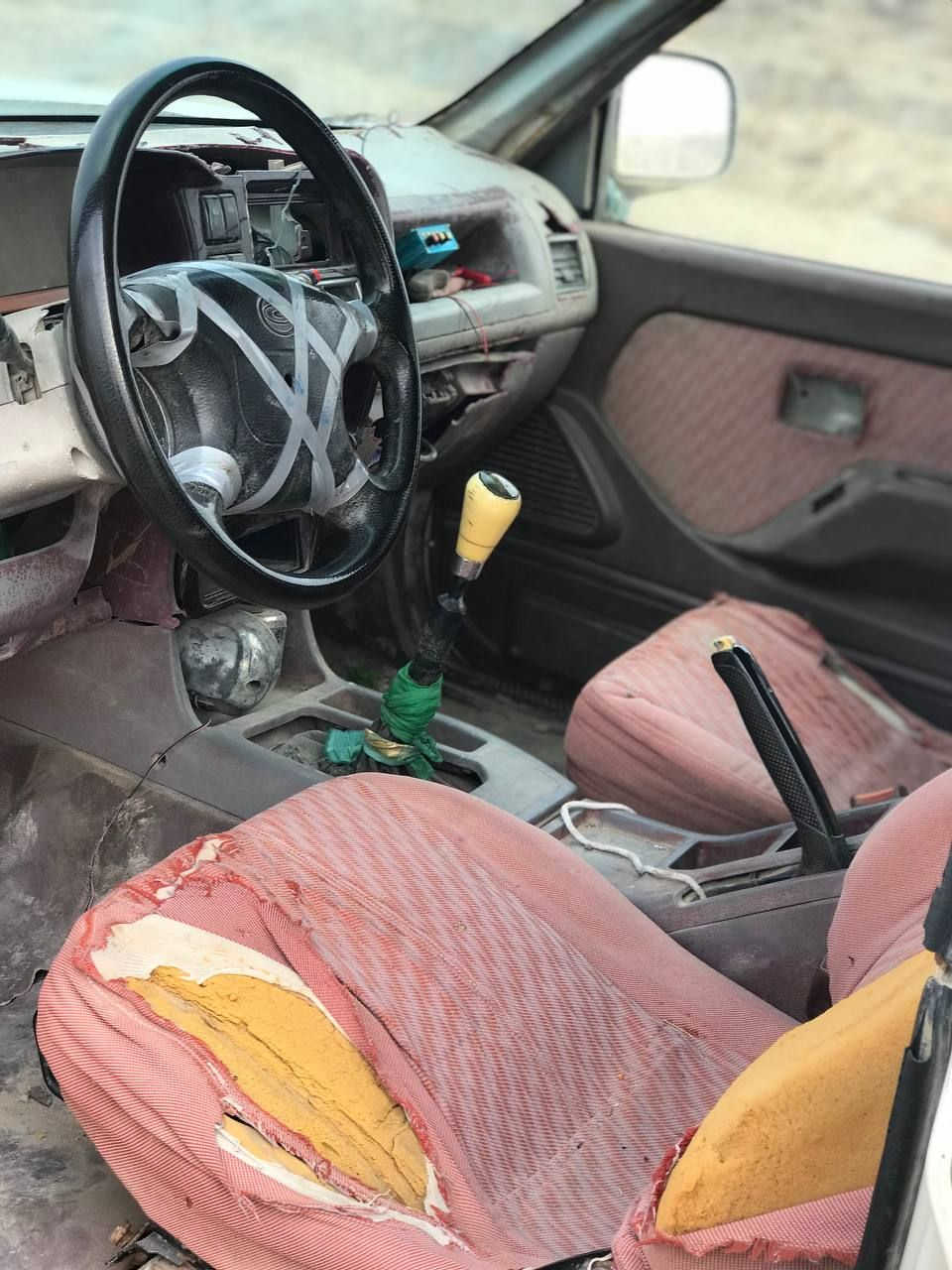 سلام عليكم... گنو للبيع 2007 محرك للا تبخر ولا تنقص كير ومحرك مكفول حداديه نص.. اوراق رقم بصره موجودة السنويه والارقام بس صاحبه ماندله السنويه ساقطه.. 
***********
