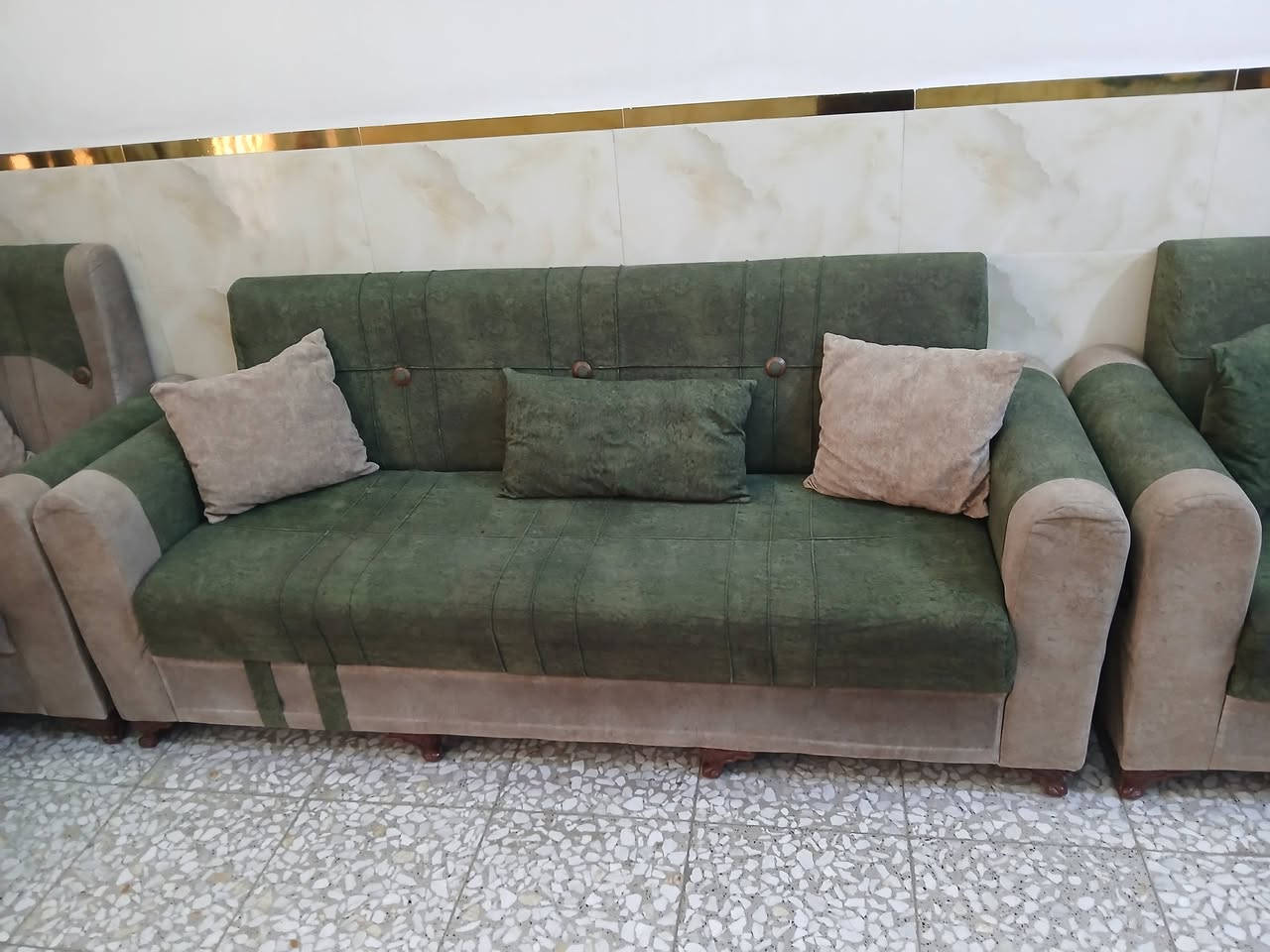 تخم نظيف شغل توصا مو سوكي السعر ٢٥٠ مكان زعفرانية للاستفسار ***********
