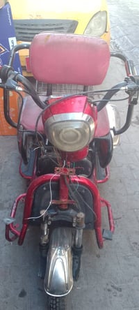 دراجه شحن ثلاثيه نقص بطاريات اوعقل سعرها 150مكاني بغداد باب المعظم رقم...