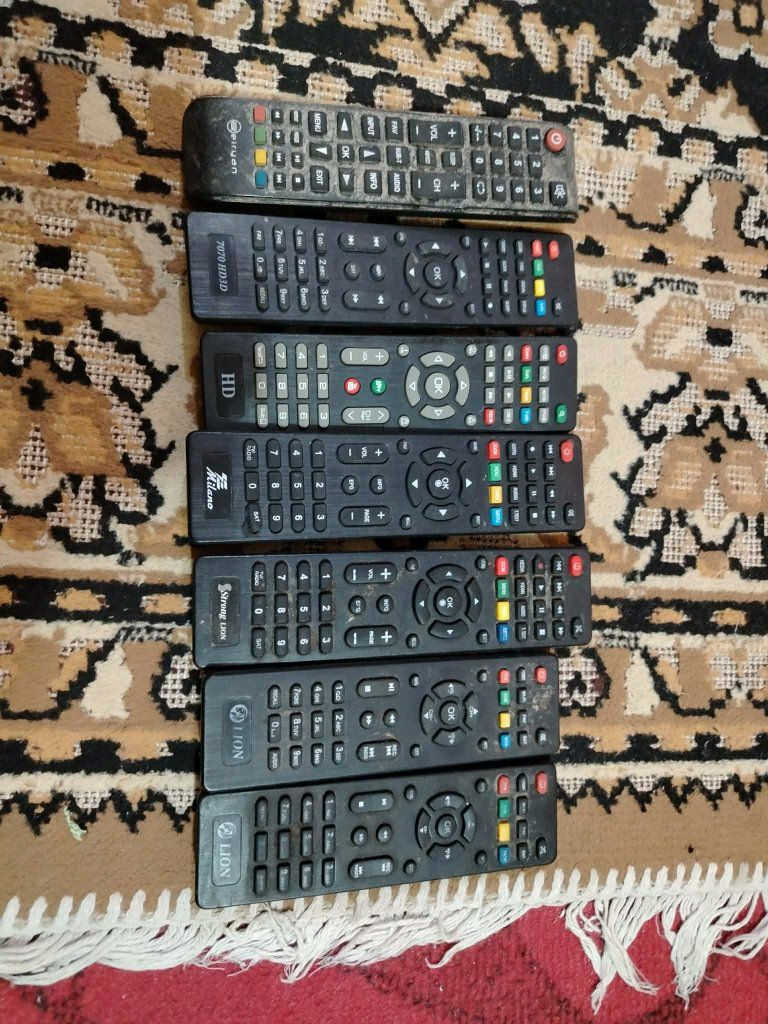 حاسبه لابتوب ب٧٥ شغاله وستلايت وصحن شغال ب١٠الاف وشاشه شغاله مالت أحاسبه ب١٥ الف


**إذا كنت صاحب هذا الإعلان وتريد حذفه لأي سبب، رجاءا أرسل رسالة إلى الدعم الفني**