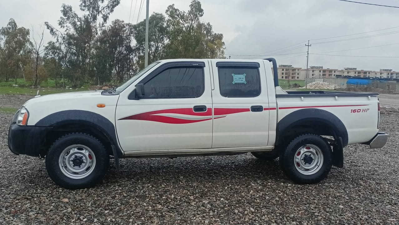 نیسان دوبە ی مودیل2011 گێرمە کینە ئە سل دە بل ئە کسل  هه موو گیانی بە شە رت چوارتایە لوك 
نمونە لە جوانی بێ چرک 
سعر 78 
شۆین چم چماڵ 
ژم
***********
***********
