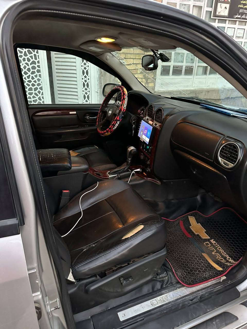 السلام عليكم.
بلايزر موديل2008 خليجيه
مكينه 8سلندر 5300
السياره مكفوله كفاله عامه من الصبغ والكص
من البارد والحار السياره جاهزه من كُلشي
السنويه والهزه نافذه  
 تجي تشغل وتتوكل ع الله
تخم تاير جديد وصدر أمامي وخلفي جديد خير من الله
رقم اربيل قديم
موصفات LTZ الكشنات كهرباء خزن ميموري
دوسات بنزين وبريك تحكم كهرباء
مكان السياره بغداد البلديات 
للاتصال والاستفسار اتصلوا على الارقام التاليه
***********
رقم صاحب السياره
***********
سعر السياره 128
