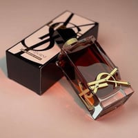 ليبرا • عطر نسائي • ثبات عالي