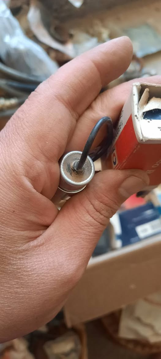 نواعم امريكي بهبهان جمسي قديم كابرس دولفين ***********
توصيل محافظات
