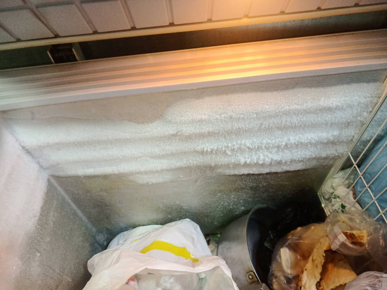 سلام عليكم عندي مجمده للبيع عله الفحص ***********
مكاني شارع المجمعات السعر خاص لو تخابر
