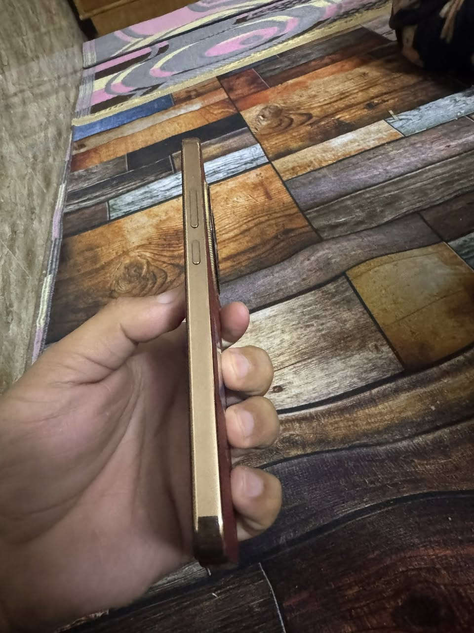 ‏هنار إكس تسعة d جديد نظافة 100% أغراضه ما موجودات السعر 300 قفل بغداد الحسينية ***********.
