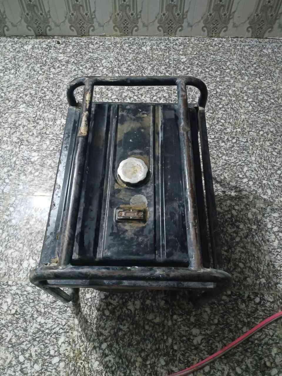 ونج للبيع ايطالي جديد مستخدم شي قليل كلة جاهز لمكان تقاطع القدس ***********
