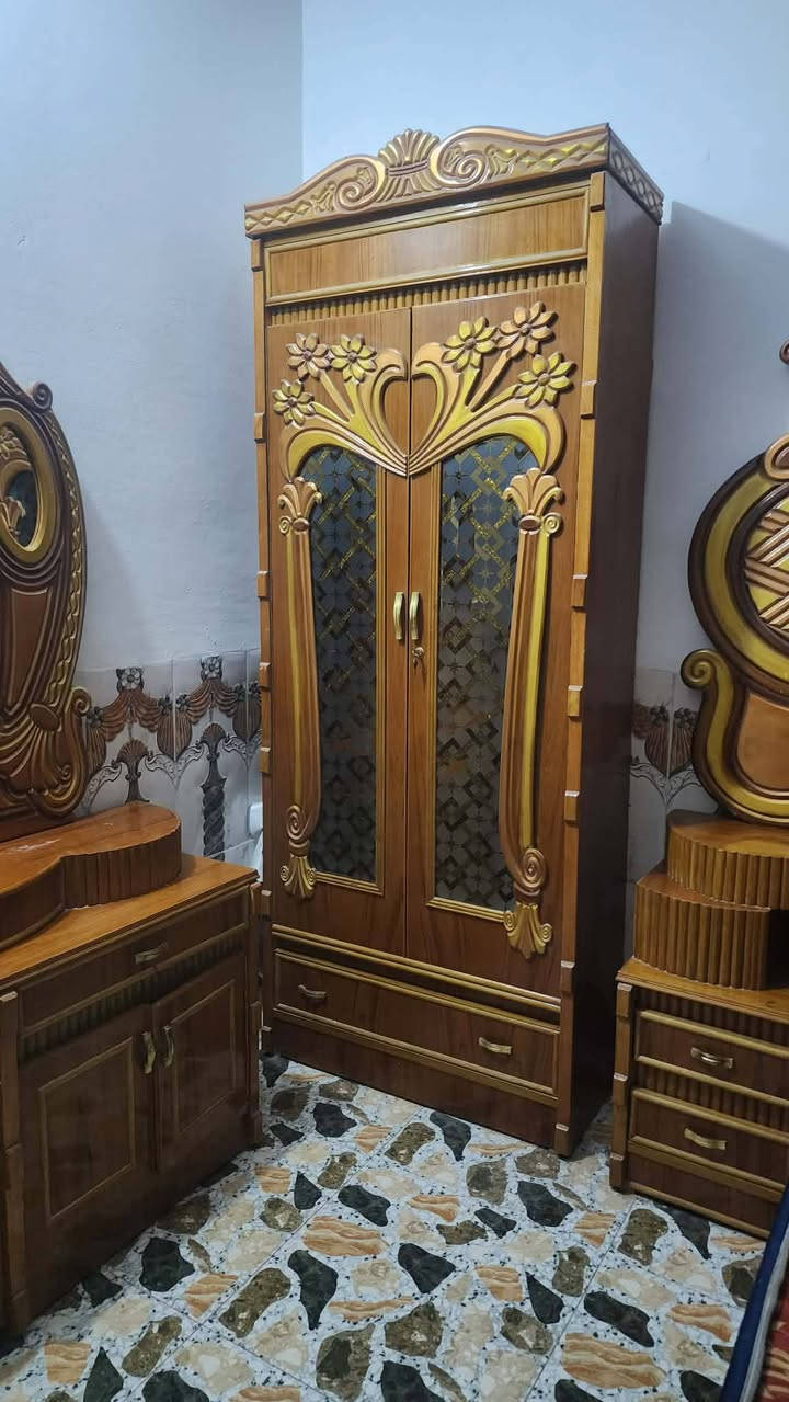 غرفة بدون كنتور ووياهم دوشك جرباية...نظيفه جدا ..اخت الجديد استعمال قليل ..


**إذا كنت صاحب هذا الإعلان وتريد حذفه لأي سبب، رجاءا أرسل رسالة إلى الدعم الفني**