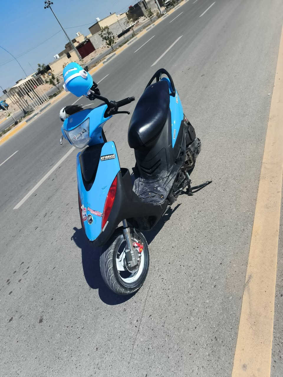 السلام عليكم شباب ماكس عدله للبيع ماكس نظيفه 
كهربائيات كلها شغاله سلف شغال  كلتشات جدد رياضي
الاستفسار على هذا الرقم***********
دبل رياض الجديد امام وخلفي دراجه نظيفه كل شيء شغال
