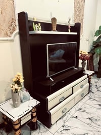 خزانة • للبيع