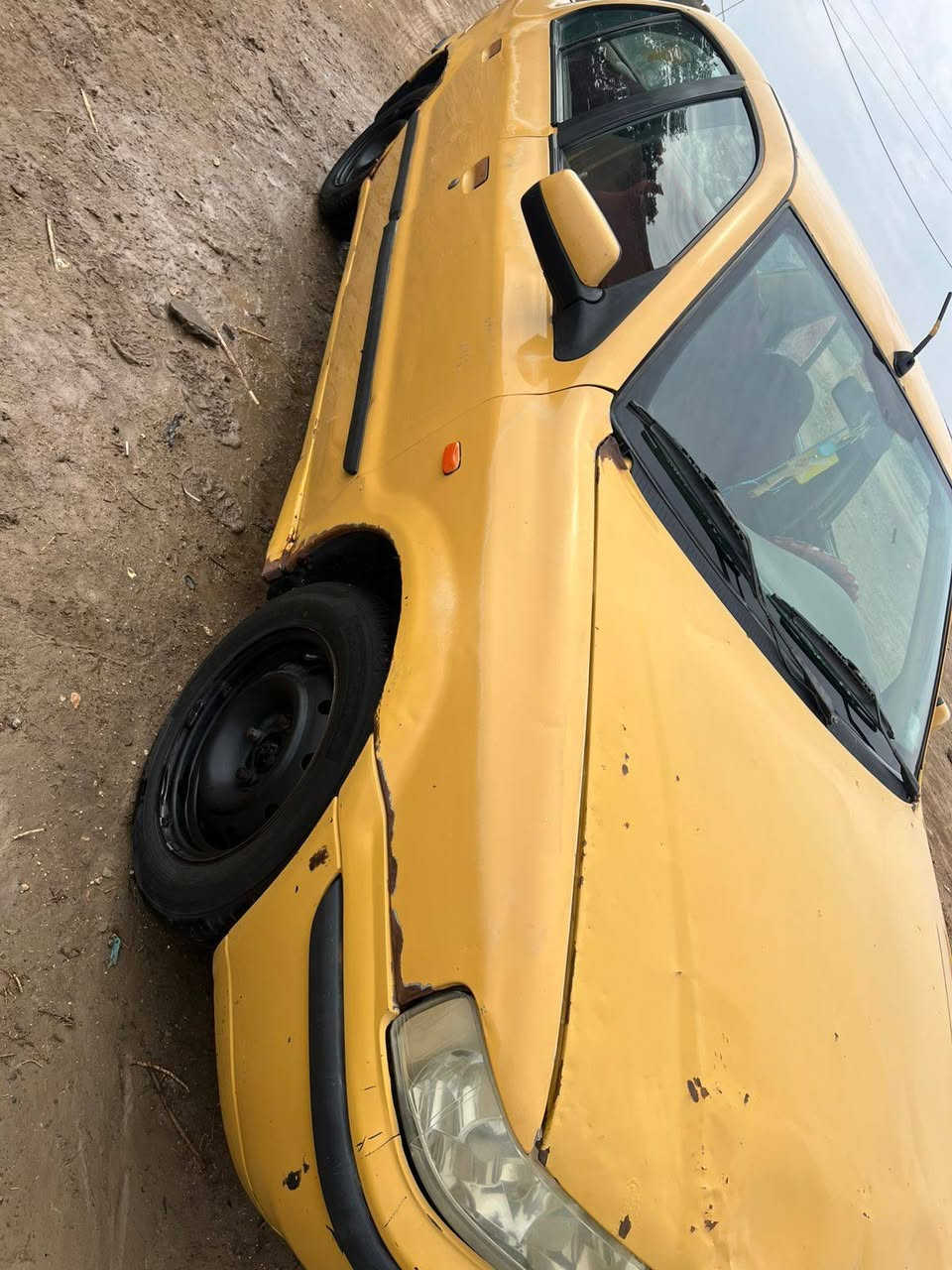 سمند موديل 2011
محرك بيه تنقص وكير شرط وحداديه شرط وتواير جديد سنويه جديد السعر 25وبيه مجال الاستفسار ***********
