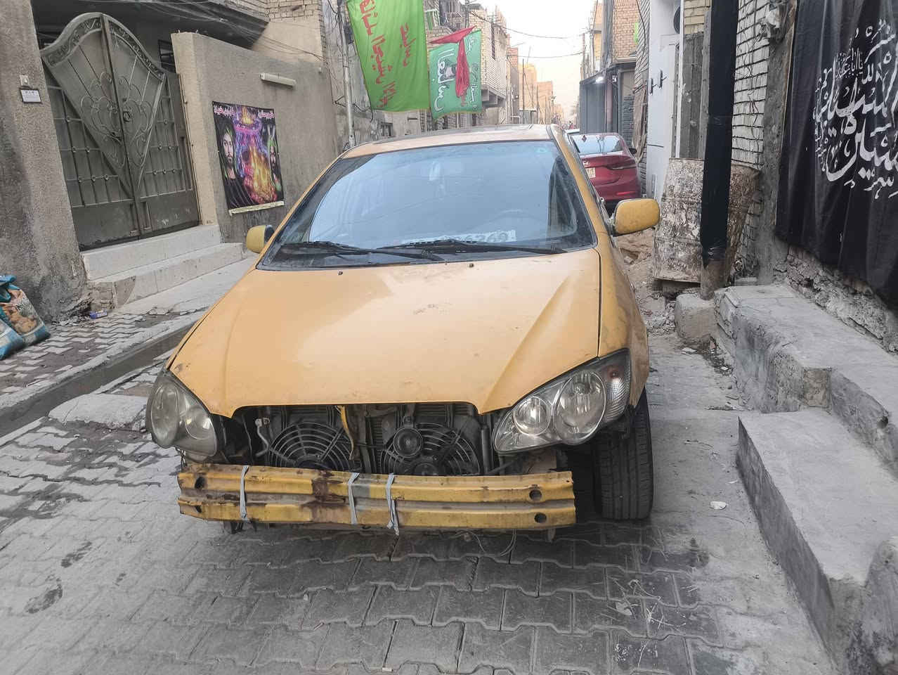 سلام عليكم 
سيارة بي واي دي اف 3 موديل 11 
سيارة جاهزة  منضومه تبريد جديد بس نقصه دعامية امامي وبيه ملاحضات بسيطه امبدل فقط كاز كيت  سيارة كير عادي 
عنوان :مدينة الصدر قطاع 8 
هاتف :***********فقط واتساب 👉
هاتف :***********مفتوح رصيد 👉
سعرة :33بيه مجال مستعجل على بيعه 👉
