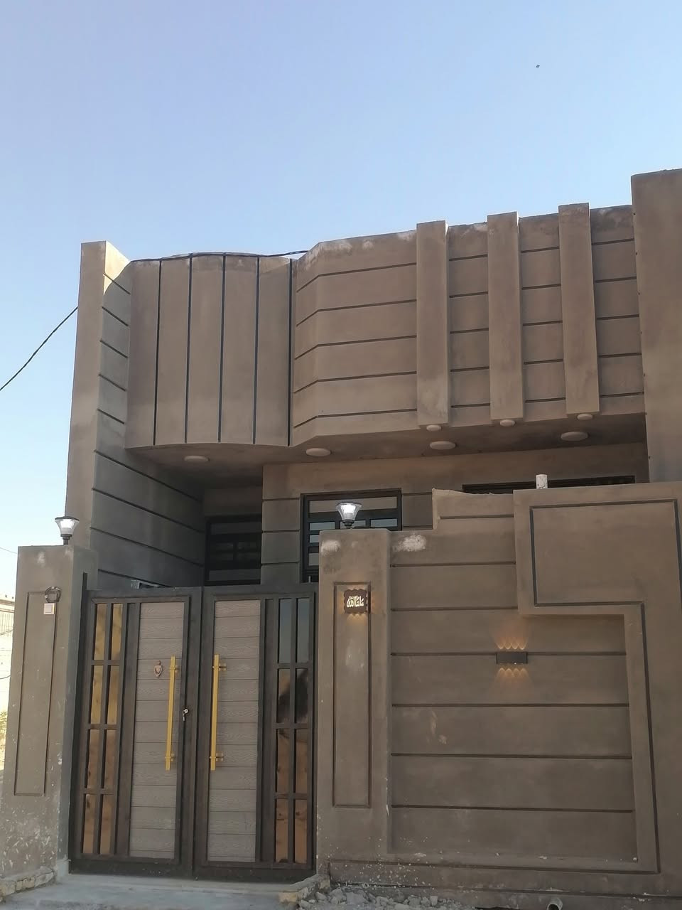 مشتملات عدد ثنين تم تسليم المفتاح🔑
يتوفر كادر ماتخصص للمقاولات وبسعار تنافسيه 🏡
كذالك نستقبل كافة عروضكم ويتوفر كافة العروض داخل محافظة واسط 
الهاتف ***********
***********
