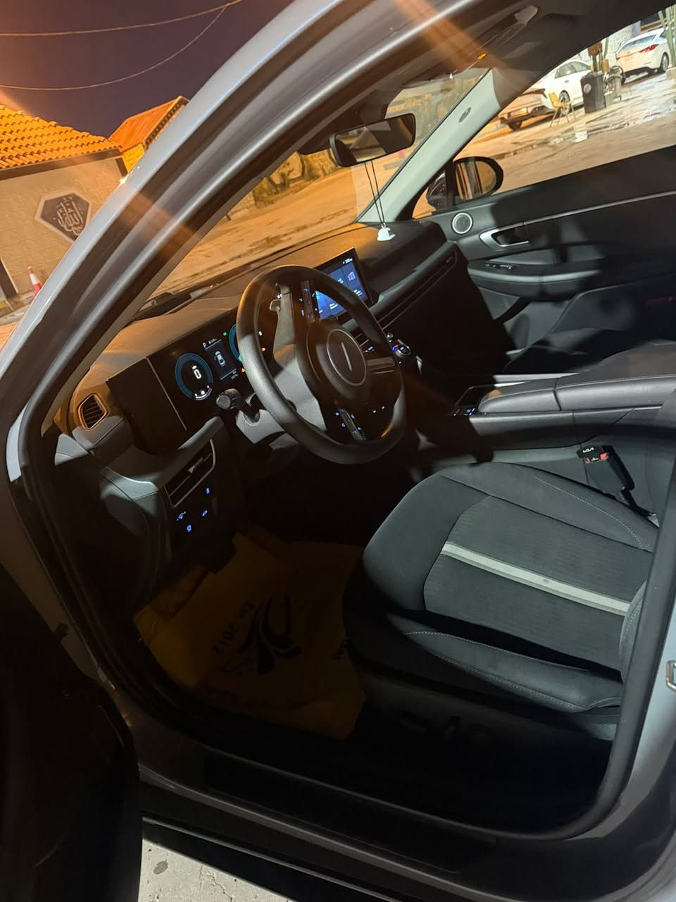 السلام عليكم 
سوناتا 2024 بصرة حره وارد امريكي السياره حادثه بسيط جداً ماشيه 22 عنوان بصرة 
 السعر 188$

باقي التفاصيل اتصل وتدلل 
***********
