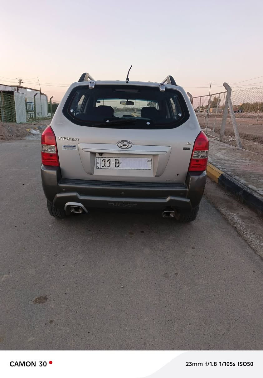 توسان 2009 وارد كوري مكفوله من الضربه والصبغ رقم بغداد دولي باسمي محرك كير تبريد حداديه خير من الله ماشيه 155 km السعر 117 $  وبيه مجال مكان السياره الكوت
***********
***********
