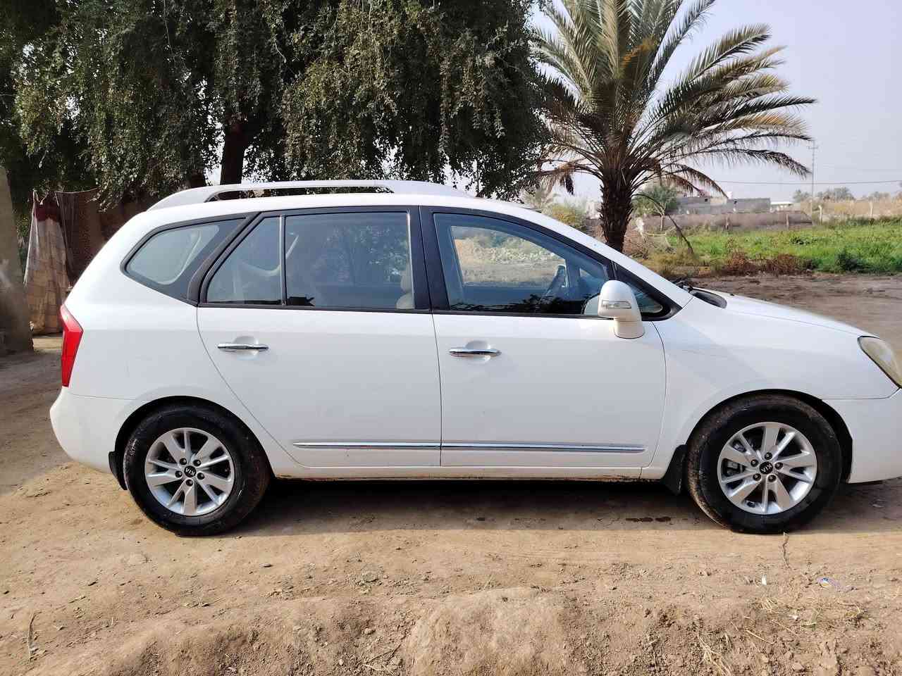 سيارة كيا كارنزه سبعه راكب موديل الفين 13 بيه جاملغ وبنيد  امبدلات فقط السعر 120 اوبيه مجال بسيط *********** اتصل على الرقم
