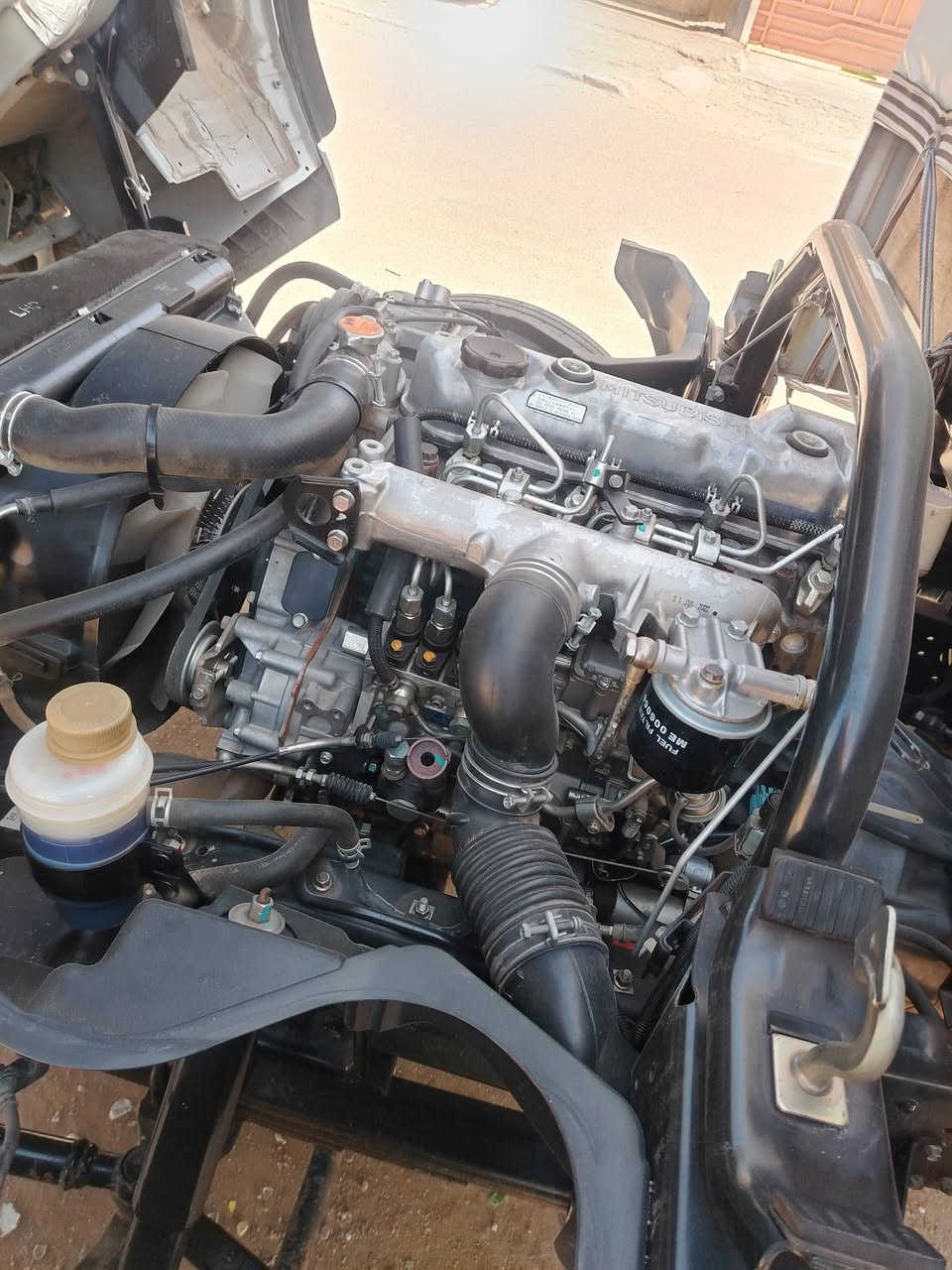 كنتر موديل ٢٣ ماشي ١١٠ تاير خلفي محور السعر ٢٧٥ بي مجال الشراي السياره بسمي المكان بغداد الدولعي مقابيل مخازن الشاي الهاتف *********** السياره مال جناي ماَشتغله بيها طخه يم الباب صغيره ومسويها شغل درجه اولى غيرها ماكو شرط عسونار
