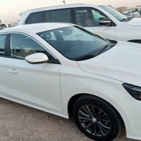 MG5  موديل 2025  رقم اربيل تحويل او وكاله  ماشية 16 الف سيارة نظيفة مك...