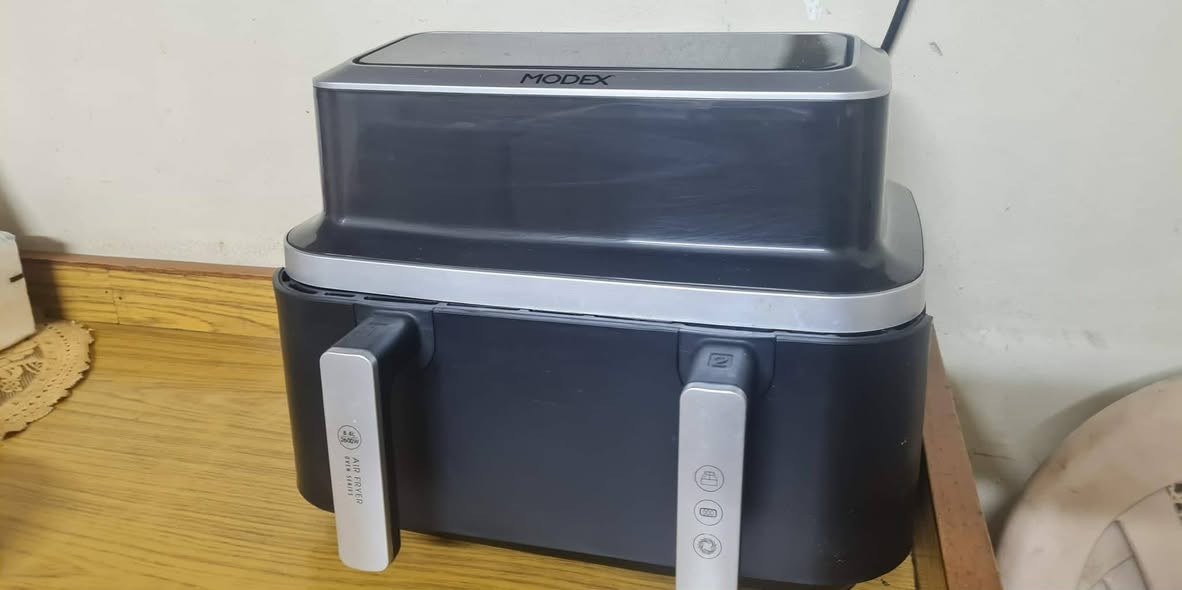 ✨ للبيع قلاية هوائية ماركة Modex ✨
ثنائية السلة – تكدرين تطبخين صنفين بنفس الوقت 🔥
وتكدرين هم تستخدمين سلة وحدة بكل سهولة إذا ما محتاجة الاثنين 👌
شاشة لمس وبرامج متعددة، توصل حرارة 200°
نظيفة جداً واستعمال خفيف
💰 ماخذتها ب٢٠٠ بس ابيعها 125 وبي مجال للجادين
اللي مهتم يراسلني خاص 🌸


**إذا كنت صاحب هذا الإعلان وتريد حذفه لأي سبب، رجاءا أرسل رسالة إلى الدعم الفني**