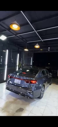 كيا فورتي موديل 21 وراد الأمريكا حادثها لباب سايق دعاميه فقط يرباك سلي...