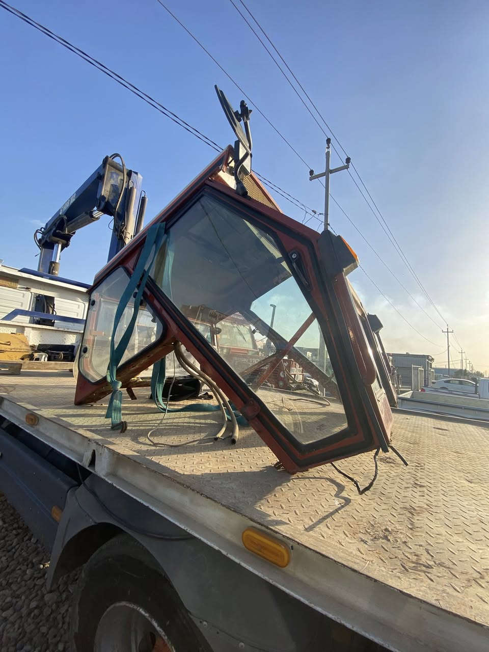 اللبيع اللبيع
***********
