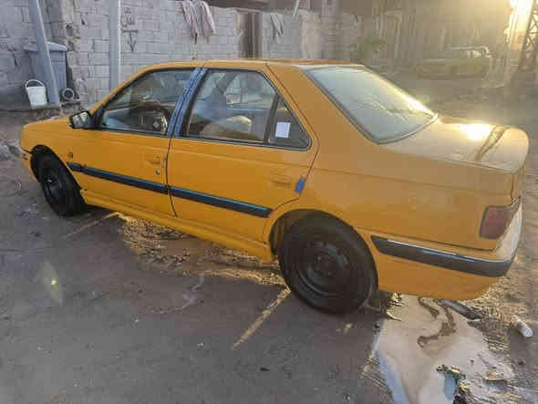 السلام عليكم بيجو بارس ٢٠١٨للبيع أو المواوي سيارة جاهزة مكينه حداديه تبريد البدي غير مكفول بيه ضربه كدام السعر 40 وبيه مجال بصيط رقم جديد إنكليزي ***********
