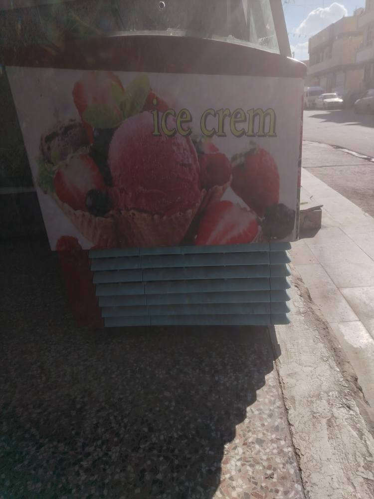 عارضه مرطبات صناعة ايطاليه سنگل فيز تجميد يوصل 35تحت الصفر تأخذ 12بلانك حجم الصغير السعر 400الف الاستفسار *********** مكاني بغداد نقص
جامه مكسوره بغداد, العراق
