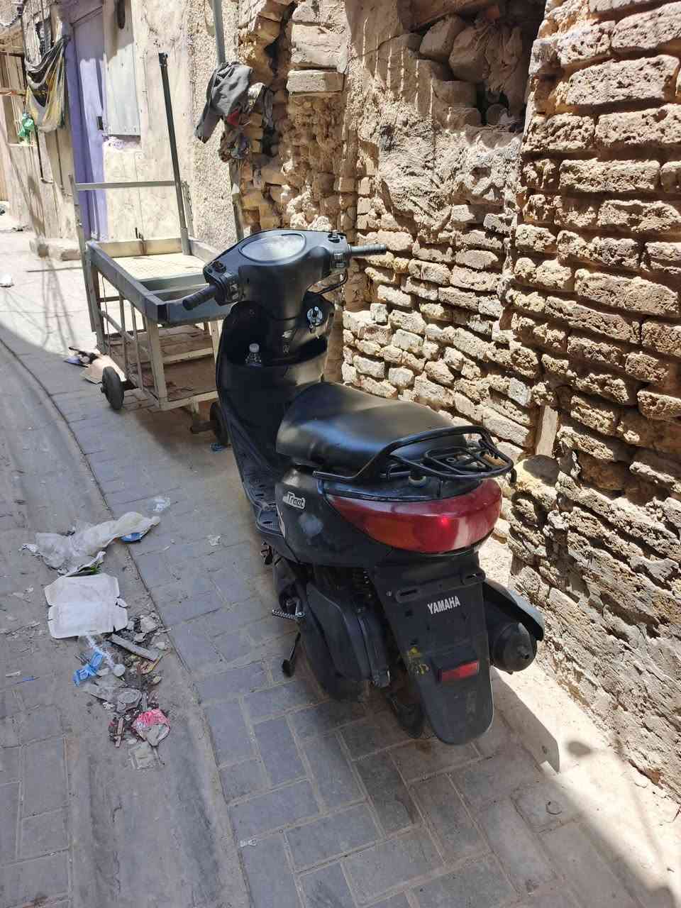سلام عليكم دراجه اكزز للبيع دراجه مثل الصور دراجه عوزها ترتيب شغاله نكره سلف وهندر مكاني بغداد شارع ااكفاح *********** سعرها 450 وبها مجال حك الجيه
