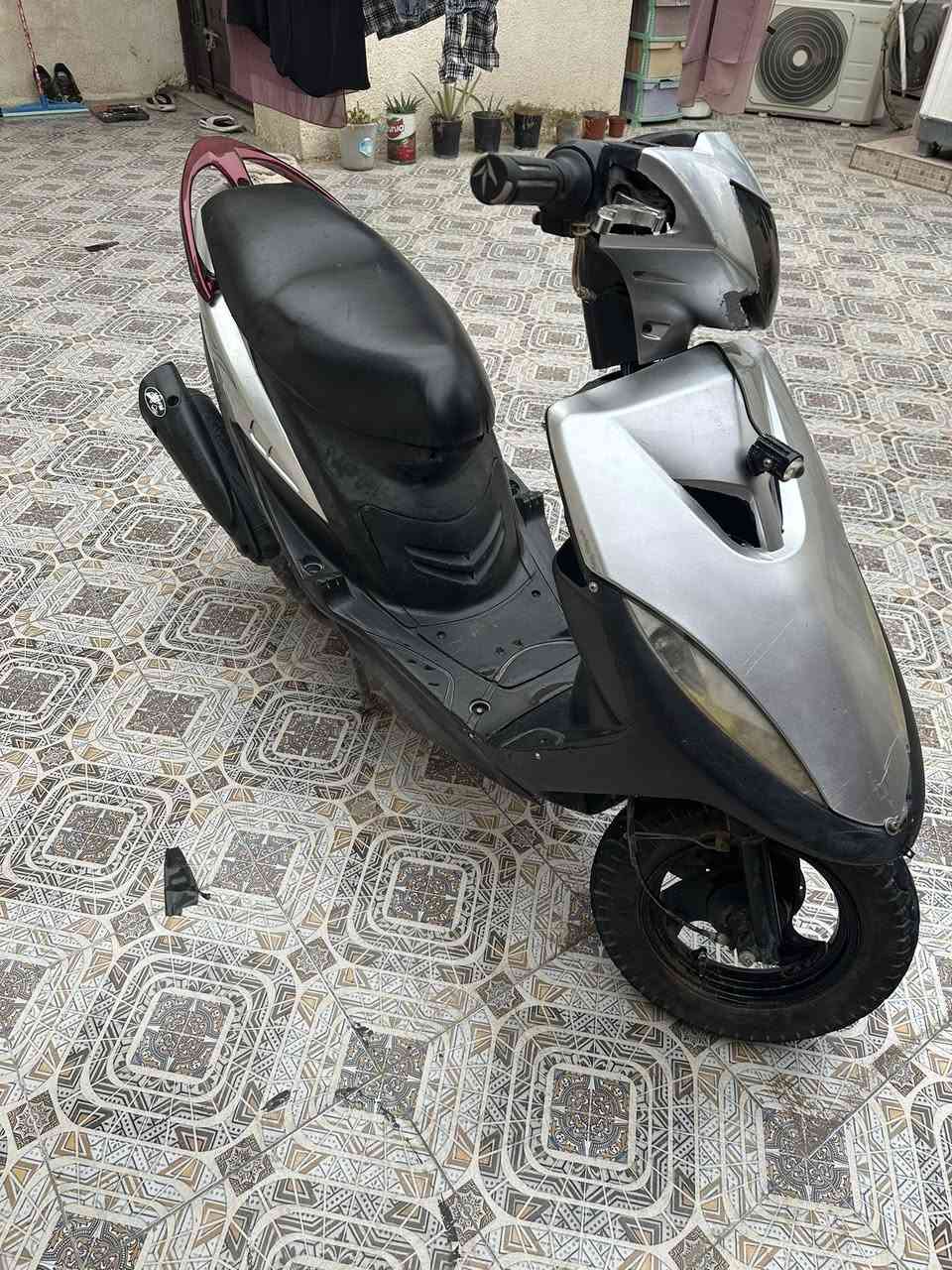 السلام عليكم ماكس عدله للبيع نكره سلف هندر نقصها فقط لايت خلفي شرط شلعه معدل السعر 300 وبيه مجال ***********
