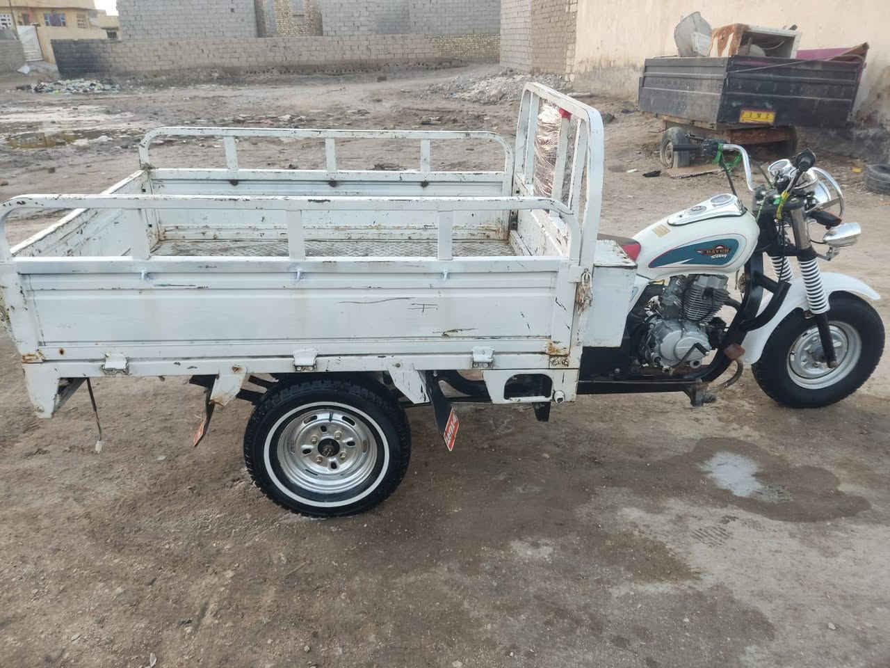 سلام عليكم ستوته للبيع موديل 15 تعمير جديد مكينه مفتوحه بوشه وبستم ستوته كلشي ماعوزها اوراق أصولي مكاني ناصريه مركز صخين رقمي *********** سعر 1600 وبيها مجال للطيبين
