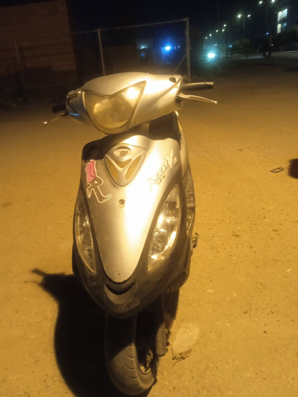 السلام عليكم كامكو للبيع كهربايت كلها شغاله مجفته مرا وحدة.  فقط
مكاني رفاعي لاستفسار خاص او رقم *********** 
سعرها مناسب
