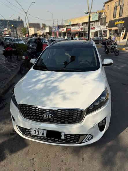 السلام عليكم  
كيا سورنتو   2019. خليجي 

 فول مواصفات GT

كير محرك تبريد صدر كفاله

محرك  V6

بدون صبغ بدون بارد

 ماشيه   45 الف كم على ايدي من الاستلام

 رقم بغداد الدولي الجديد باسمي 

بغداد الأعظمية  قرب ساحه عنتر 

السعر 278 وبيها مجال للشراي 

للاتصال ***********
