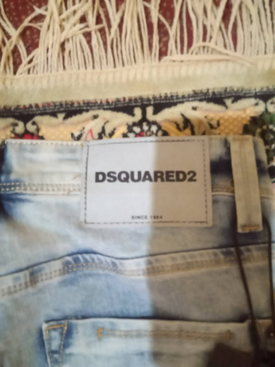 بنطلون جينز DESQUARED 2
ايطالي اورجينال مقاس 30


**إذا كنت صاحب هذا الإعلان وتريد حذفه لأي سبب، رجاءا أرسل رسالة إلى الدعم الفني**