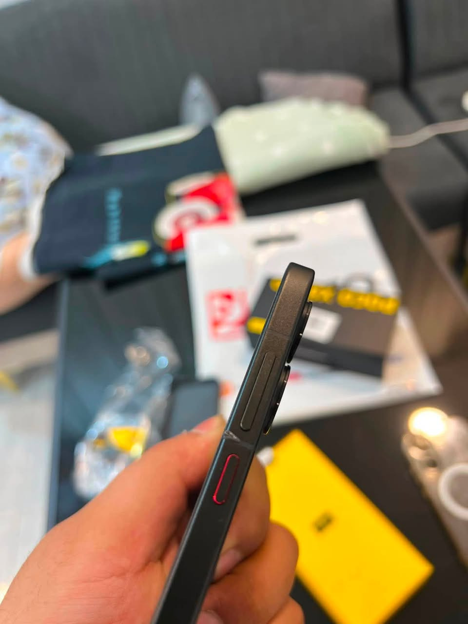 للبيع Poco X8 Pro – أسود – 8GB RAM / 256GB Storage
- اللون: أسود.
- الرام: 8 جيجابايت.
- الذاكرة الداخلية: 256 جيجابايت.
- مدة الاستخدام: 3 أشهر فقط.
- مع ضمان من الشركه صاله لمده 15 شهر
- البطارية: 100%.
- حالة الجهاز: ممتازة جدًا، نظيف ولا توجد أي مشاكل أو أعطال فقط خدش بسيط صفح بلفريم قرب زر الصوت.
- الشاشة: AMOLED CrystalRes مقاس 6.67 بوصة، دقة 1.5K، معدل تحديث 120Hz.
- المعالج: MediaTek Dimensity 8400-Ultra.
- الكاميرا الخلفية: 50 ميجابكسل مع مثبت بصري OIS + 8 ميجابكسل واسعة.
- الكاميرا الأمامية: 20 ميجابكسل.
- البطارية: 6500mAh.
- الشحن السريع: 100 واط.
- يدعم: 5G، NFC، بصمة داخل الشاشة، سماعات ستيريو، مقاومة الماء والغبار IP68.
- نظام التشغيل: HyperOS.

السعر: 440,000 دينار عراقي قابل للتفاوض بالمعقول.

سبب البيع: ظرف صحي.

للتواصل، مراسلتي على الخاص. او على الواتس اب ***********

