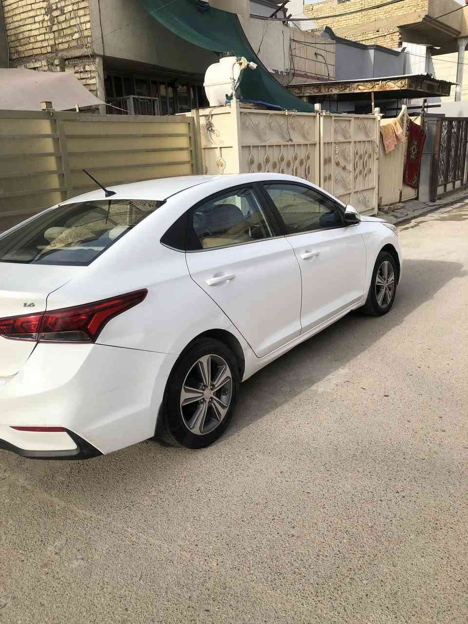 السلام عليكم 
أكسنت موديل 2020 خليجي محرك 1600 دوش 
رقم بغداد
بدون صبغ مواصفات
فتحة سقف تحكمات استيرن اشاير مري ومري شفط
تبريد قطعتين شاشة وكامرة 
السعر 128$ وبي مجال 
مكان السيارة بغداد / حي الجهاد للأستفسار ***********
