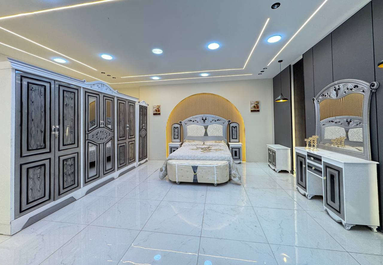 حصرياً الموديل الجديد   

السعر مليون دينار فقط 😍

غرفه نجاره قتصاديه 🛌

متكونه من 9 قطع مميزه 

الكنتور ارتفاع 240 طول 320 

مع الزاويه مجموع الطول 4 امتار 

السمك الخارجي للغرفه 5 ملم انديف

والسمك الداخلي 3 ملم معاكس ابيض

سعر الشازلون الخزان 75 الف 

سعر الشازلون المقعد 50 الف 

متوفر توصيل وشد داخل بغداد 😊

متوفر توصيل وشد لكافة محافضات العراق 🇮🇶


**إذا كنت صاحب هذا الإعلان وتريد حذفه لأي سبب، رجاءا أرسل رسالة إلى الدعم الفني**