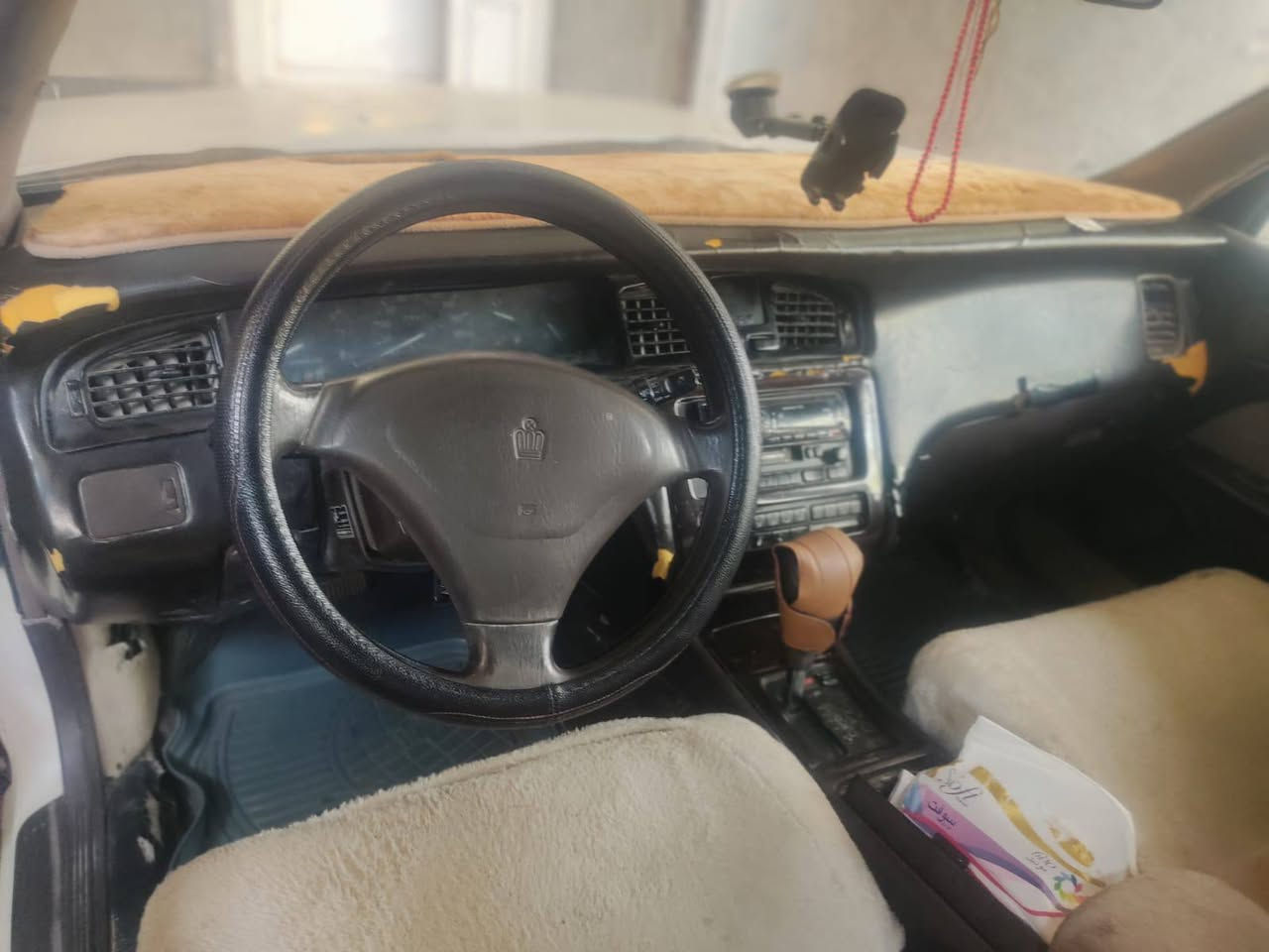 السلام عليكم من رخصة الادمن
سياره بطه متصل للبيع رقم بصره انكليزي موديل 2000 الون لؤلؤي 
مكينه وكير في في تي جدد مال حاويه 
مكفولة من كص ونقل جثه وعيب شرعي وظربه قويه مكفولة من الصبغ منظومه كامله مال تبريد تبريد ثلج حداديه جديده تخم تاير كله جديد السياره مآل جني لايت زنون عالي ناصي كشنات كهربائيه السياره جاهزة 
السعر 55 بيها مجال 
مكان ناصريه مركز رقم تليفون ***********
