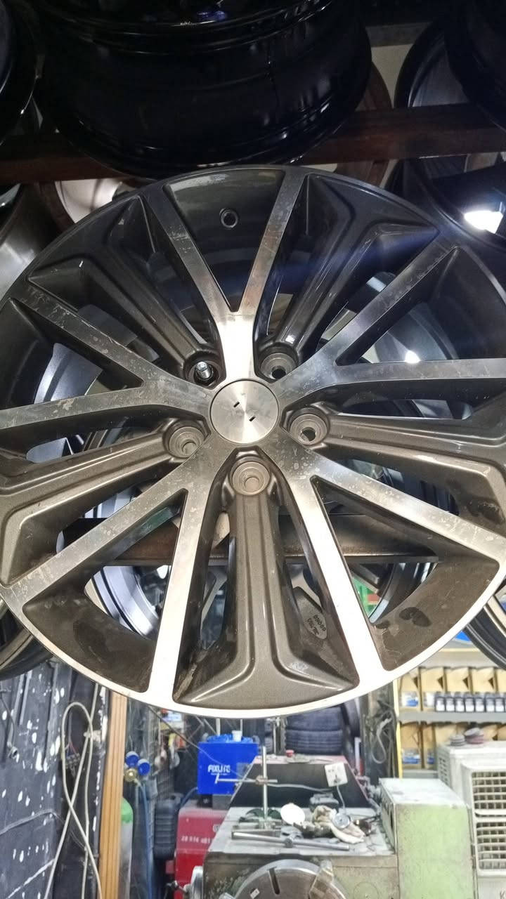 السلام عليكم يتوفر ويل كب جميع انواع السيارات زورو موقعنا شارع فلسطين مجاور كنافه  القدسي خدمات العالميه يوجد خدمه توصيل كافه المحافظات ***********
