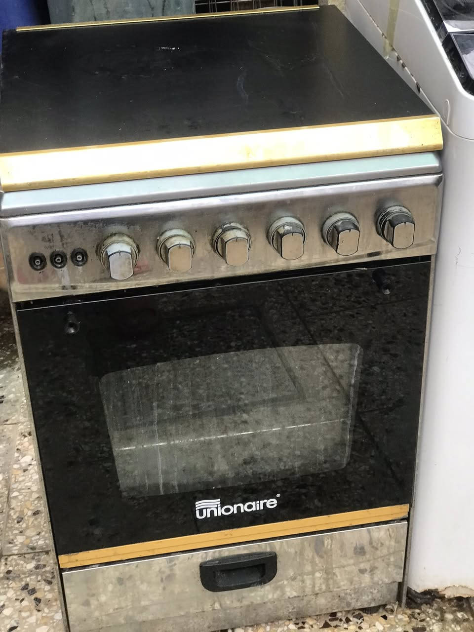 السلام عليكم غسالة الحافظ +طباخ شغالات السعر اثنينهن ٨٠ الف العنوان الغزالية ***********
