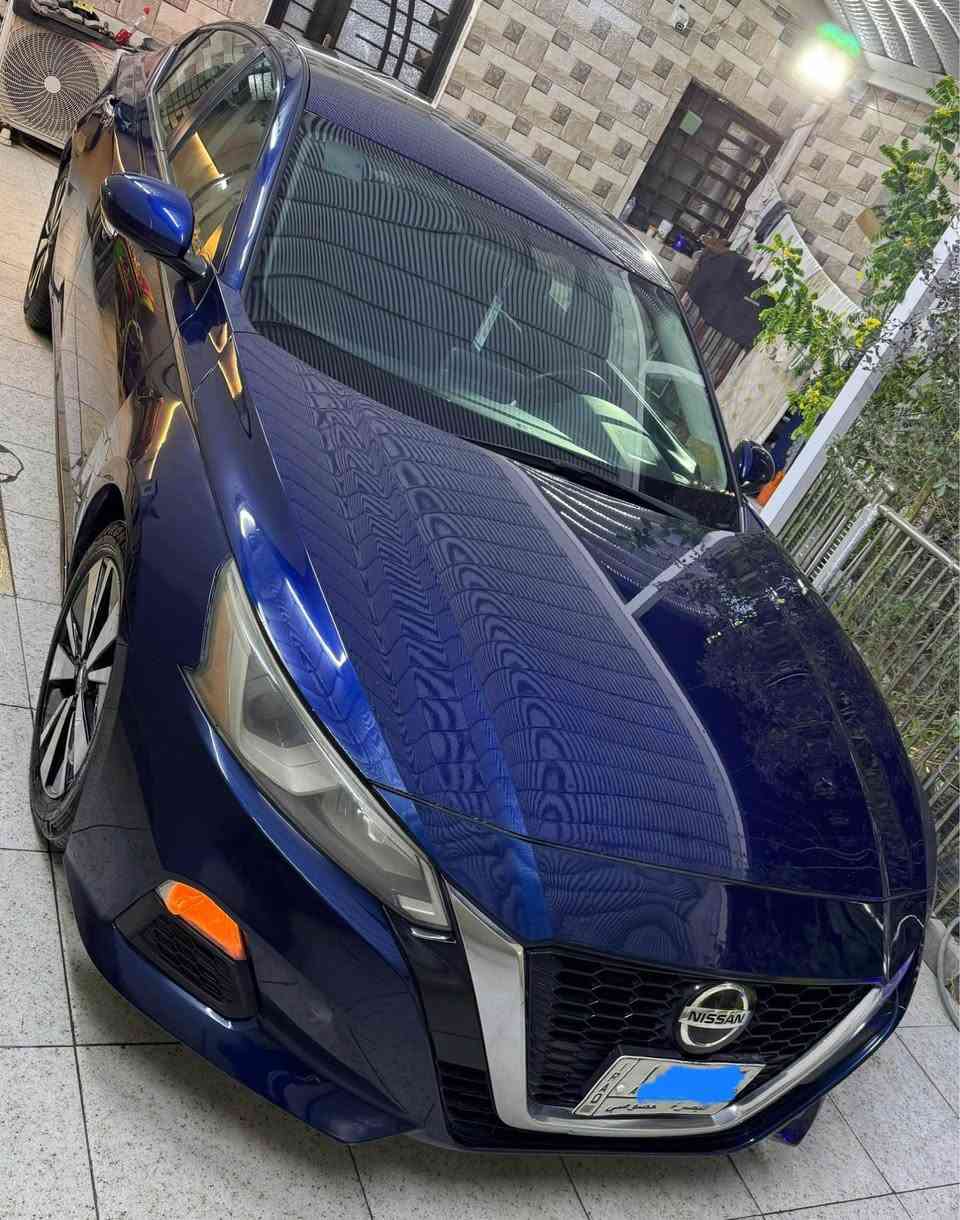 نيسان التيما مديل 2019 وارد امريكي ضررها جانبي بدون ضرر داخلي بجم كبس وبيها باب بارد بلصفحه لثانيه مكينه كير تبريد تخم تاير جديد منضومة زنون عالي ناصي سياره كامله من كلشي ماشية 135 مايل بصرة حره ب107 وبيها مجال قليل 

*********** البصرة, العراق
