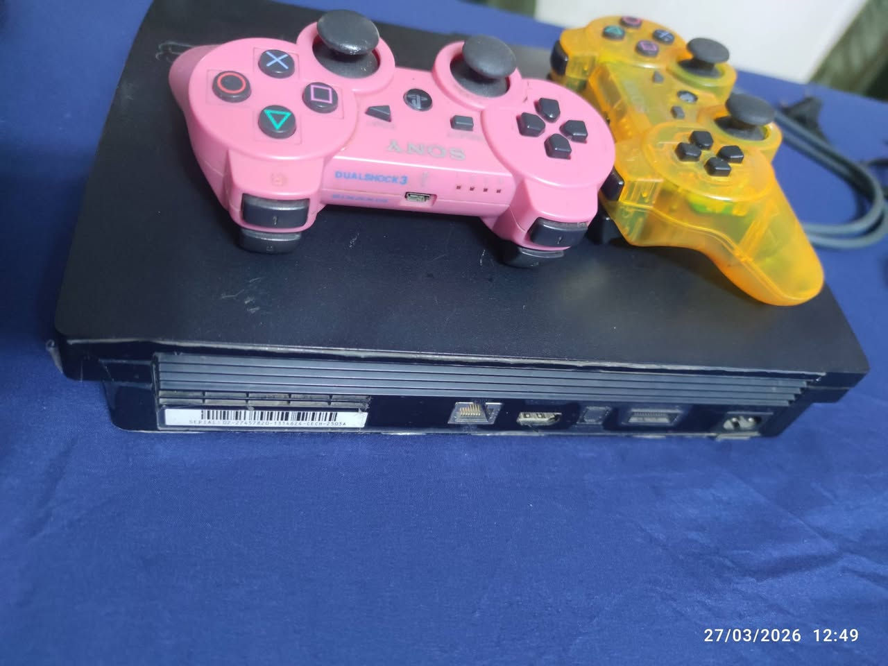 السلام عليكم من رخصة الادمن #بلي_ستيشن3 نظام الهين مهكر نظيف كلش مستخدم ومحافظ عليه وكامل ملحقات يدات 2 مع واير تشغيل .واير hd. واير شحن يدات والعاب كلش قويه وياه تقريبا 10 كما موضح بالصور السعر 120 الف الشراي يتواصل وياي مكاني بغداد البلديات للتواصل موجود خاص او على الرقم *********** واتساب هم موجود بهذا الرقم
