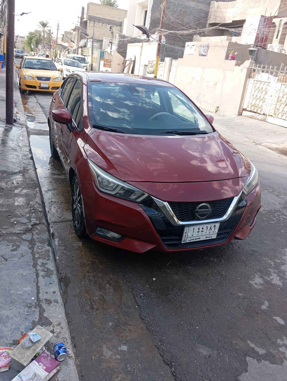 السلام عليكم نيسان فيرسا موديل 21  معوقين باقي سنه واصير حره بيها وكاله عامه السياره حادثها باامريكا جاملق وبنيد وبالعراق حادث خلفي جاملق بي دواخل وقبق الجنطه مبدل مكان سياره بغداد مدينه الصدر السعر 95وبيها مجال هاتف *********** كير مكينه كفاله اتصل ودلل
