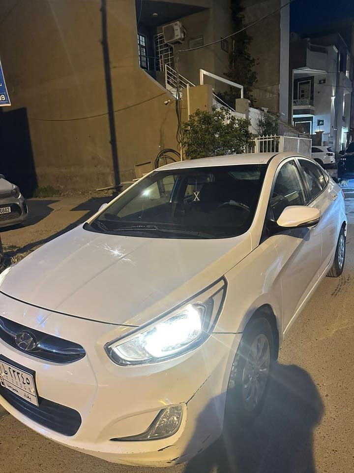 السلام عليكم
للبيع  اكسنت 2016 خليجي رقم بغداد ماشي 82 الف كيلو حجم المحرك 1600 دوش مكفوله من الصبغ مكاني بغداد الكرخ  السعر 100 دفتر نهايته
 الاتصال  ***********
