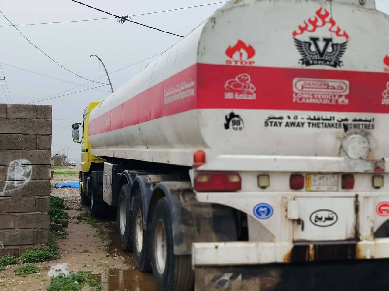 السلام عليكم
سكانيا لبيع
حجم ٤٥٠.    ١٤٣
محرك شرط لا صرف ولا نفخ
رقم نينوى ألماني بسمي تريد تحويل تريد وكاله
طونج جاهزه السياره من جوه الشقل
بيه صبغ صفحت السكن
شاصي شرط كير وكسن بشرط
طخم تاير
تانكي سبرنك دناكير سكانيا
السعر اتصل على الرقم ***********
المكان القياره دور القاعده
