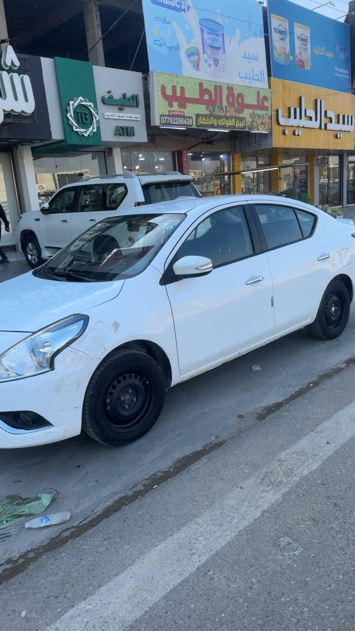 السلام عليكم
نيسان سني 
موديل 2023
ماشيه 98 الف 
السعر 118$ بيه مجال بسيط
رقم الهاتف (***********)
